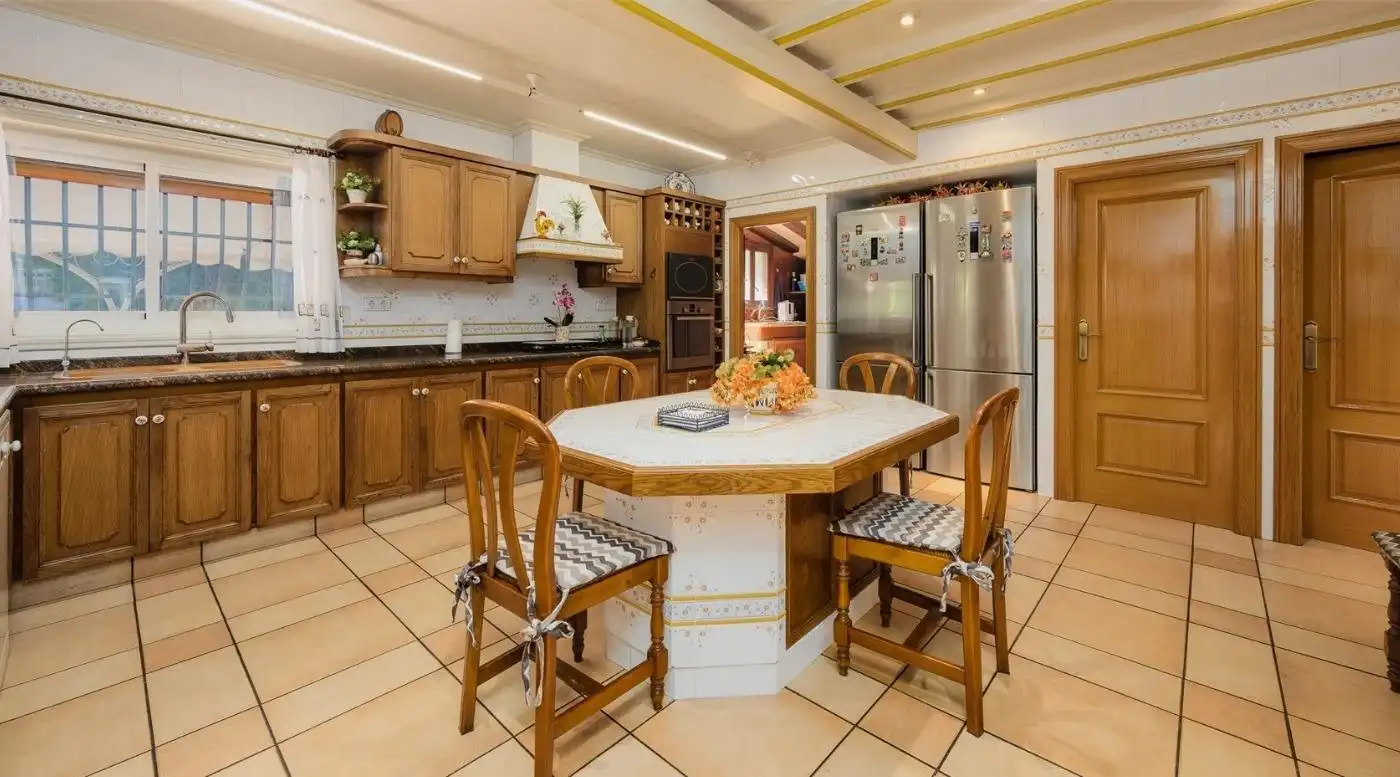 Detached house with pool for sale in Alzabares, imagen 7