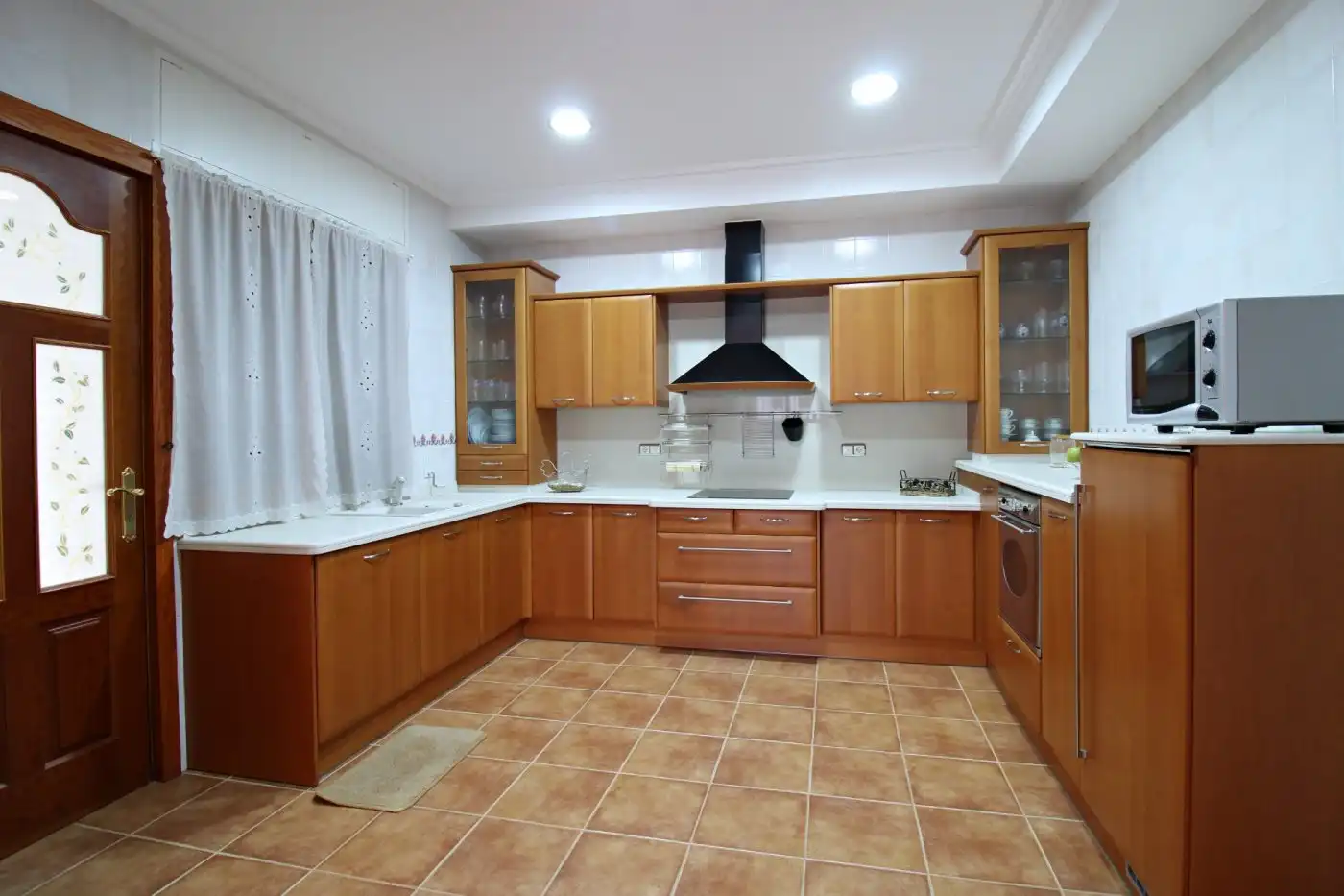 Cuina de Casa o xalet en venda en Elche / Elx amb Jardí privat, Terrassa i Traster