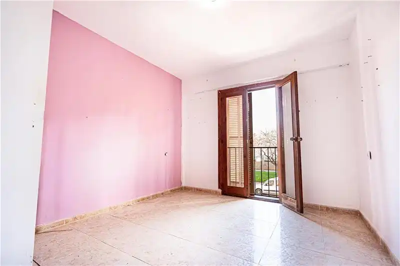 Piso con terraza en venta en Llevant, imagen 5