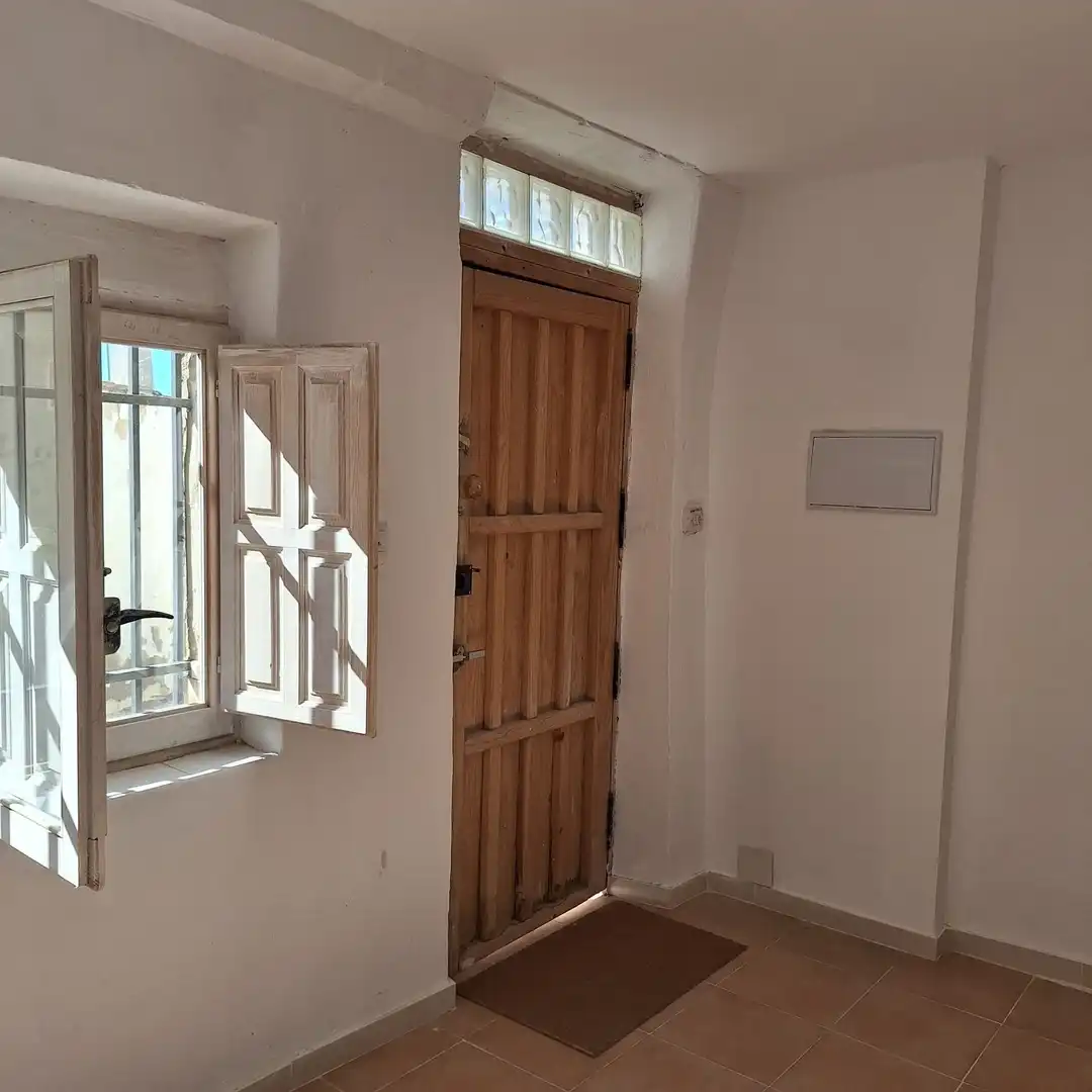 Duplexes for sale in Sax