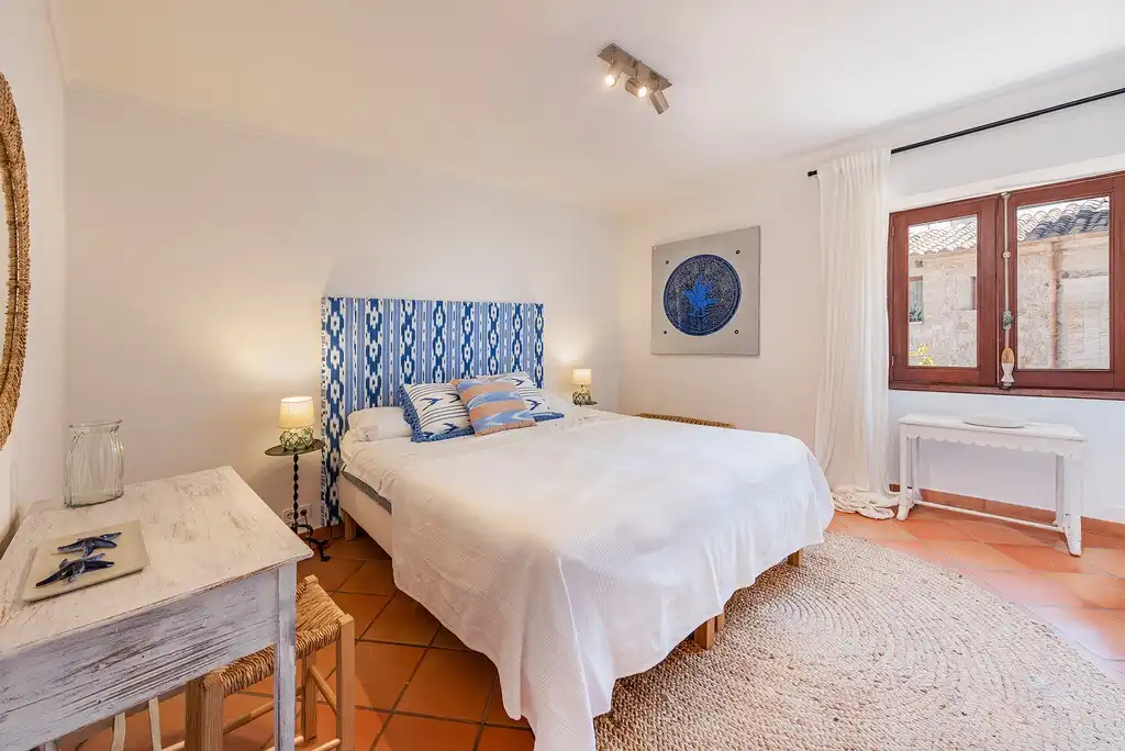 Habitación de Finca rústica en venta en Pollença con Aire acondicionado, Calefacción y Jardín privado