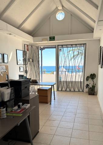 Oficina en Alquiler en Avenida de las Islas Canarias en Costa Teguise