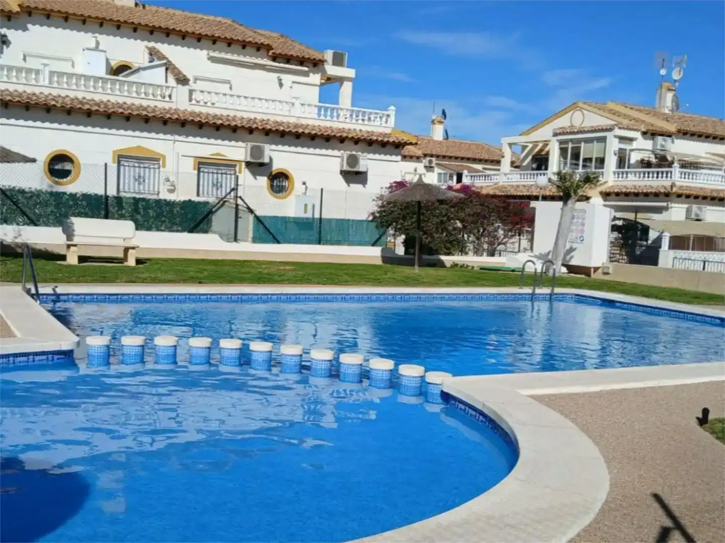 Schwimmbecken von Maisonette zum Verkauf in Orihuela mit Klimaanlage, Terrasse und Schwimmbad