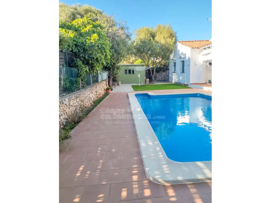 Vista exterior de Finca rústica en venta en Es Castell con Aire acondicionado, Terraza y Piscina