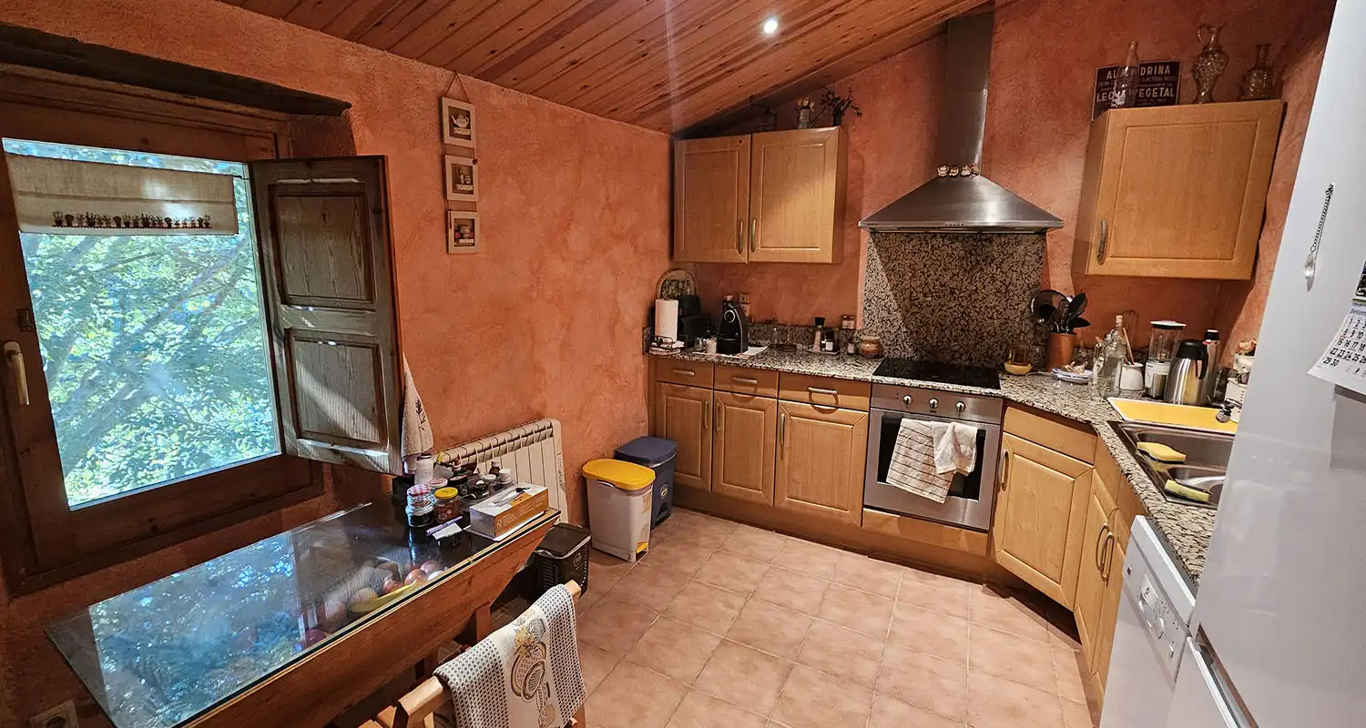 Cocina de Finca rústica en venta en Sant Celoni con Aire acondicionado, Calefacción y Jardín privado
