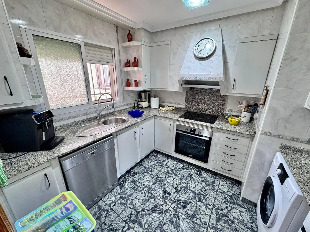 Cocina de Apartamento en venta en Cullera con Aire acondicionado, Calefacción y Terraza