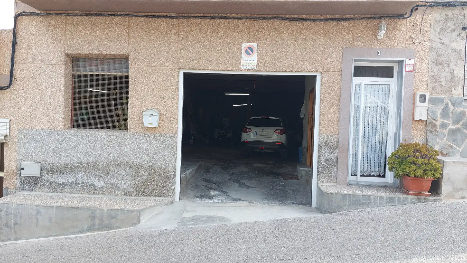 Parking de Casa adosada en venta en Murcia con Terraza, Amueblado y Alarma