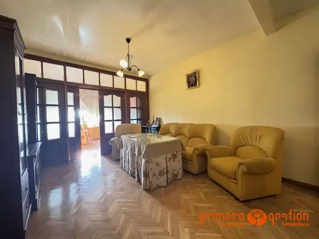 Sala de estar de Piso en venta en Sevilla con Trastero
