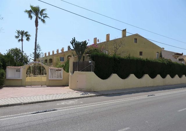 Vista exterior de Pis en venda en Sant Joan d'Alacant