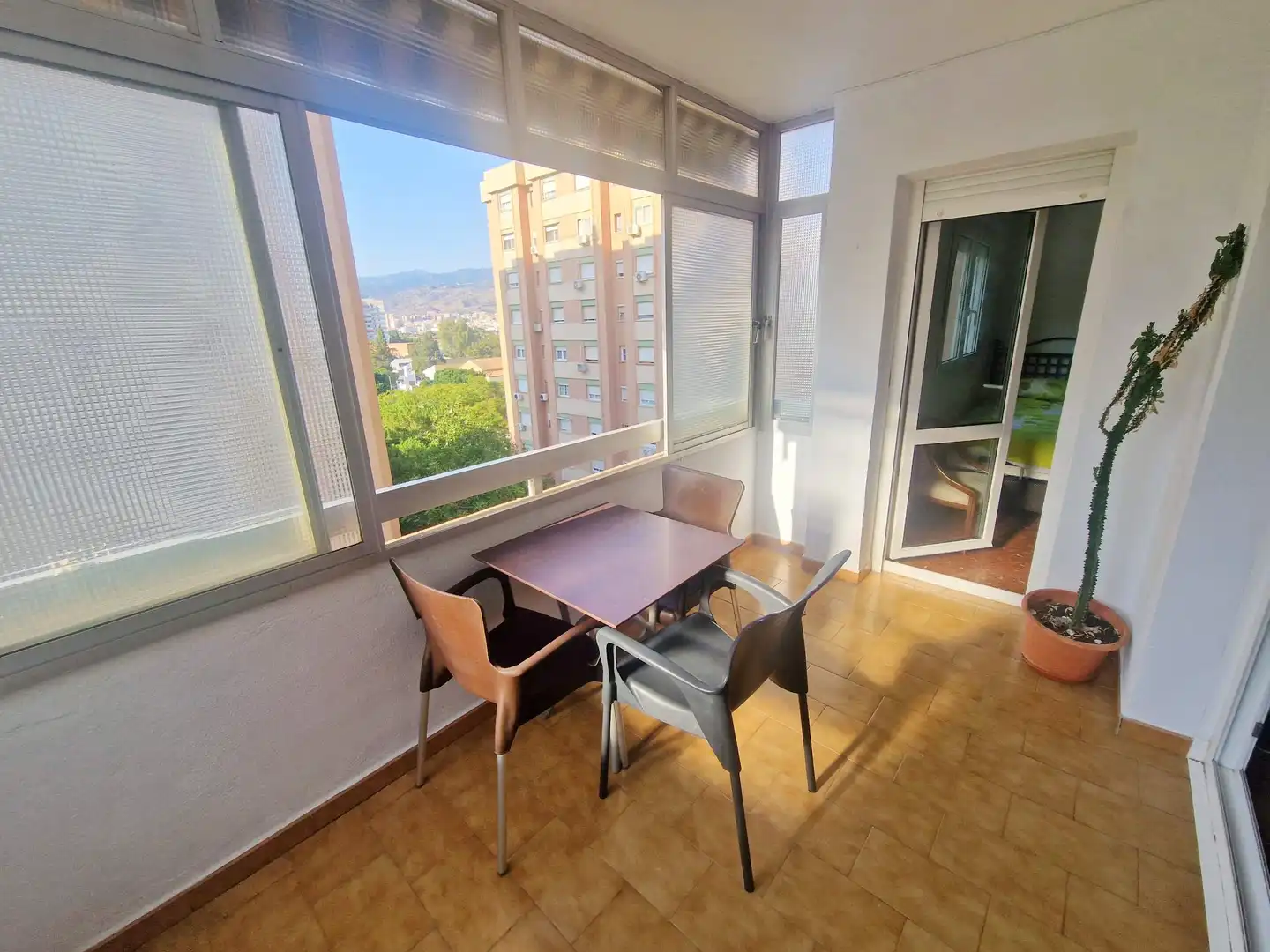 Wohnung zur Miete in C. Poeta Francisco Coronado y Delicado, Martiricos - La Roca - La Rosaleda