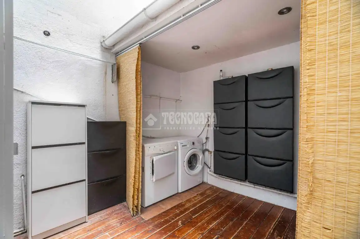 Piso en venta en Sant Vicenç Dels Horts con Aire acondicionado, Calefacción y Terraza