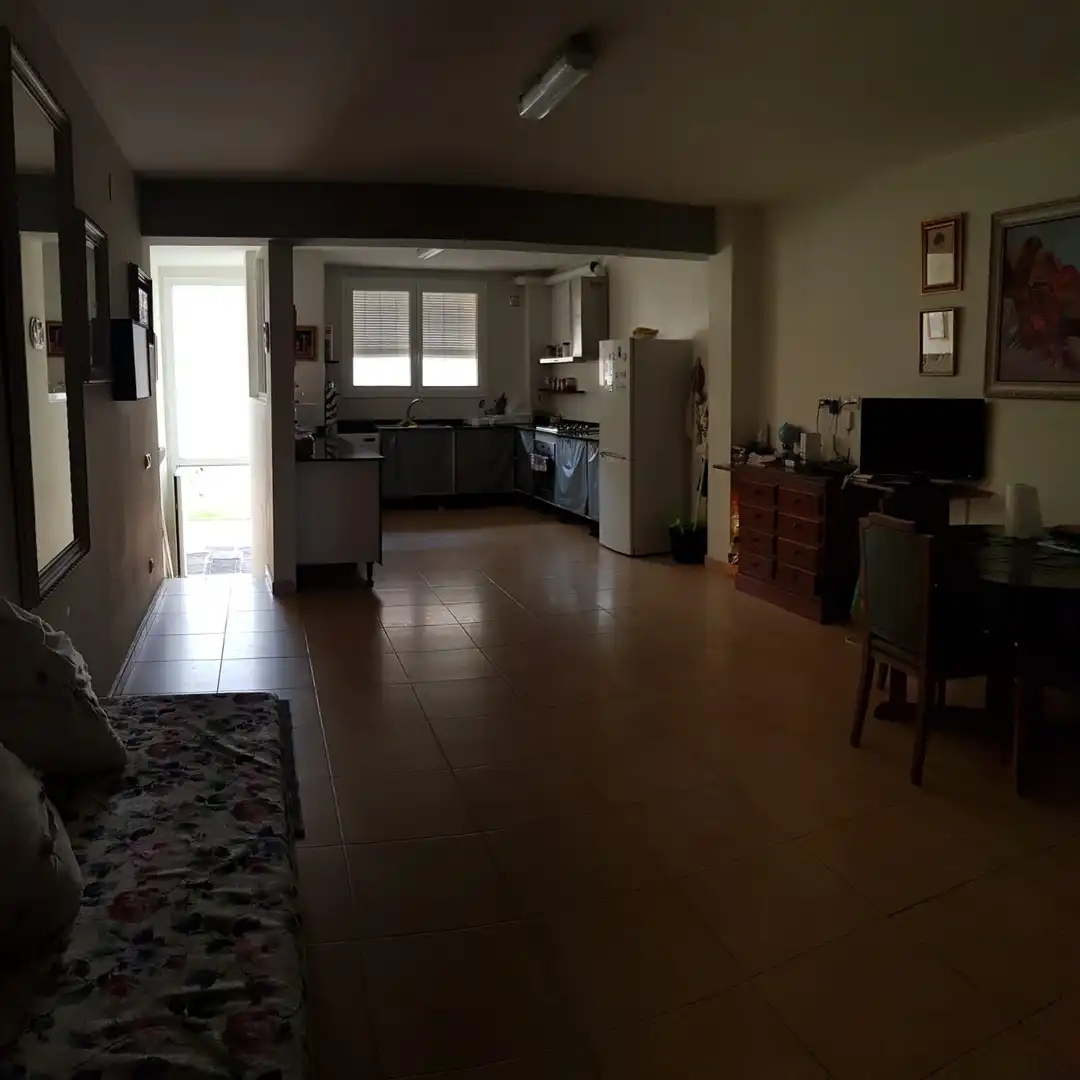Küche von Einfamilien-Reihenhaus zum Verkauf in Cardedeu mit Privatgarten und Terrasse