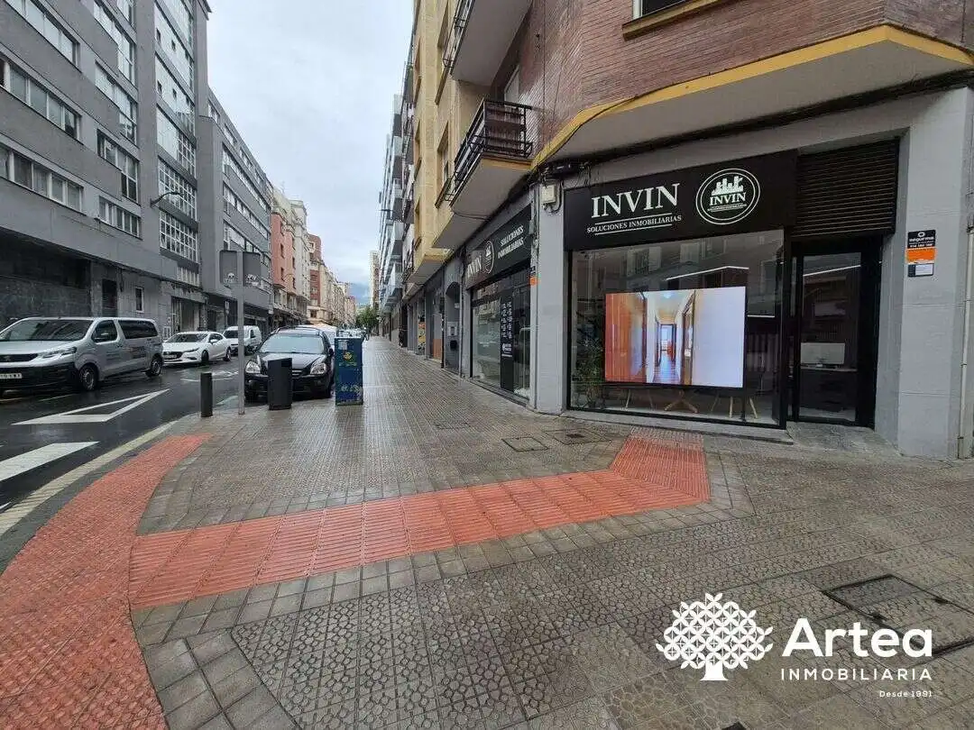Vista exterior de Traster en venda en Bilbao 