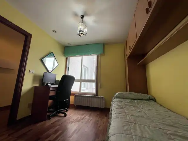 Habitación de Piso en venta en A Coruña Capital  con Calefacción, Parquet y Terraza