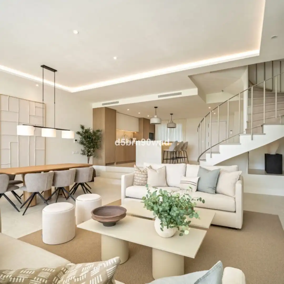 Adosado con jardín en venta en El Paraíso, imagen 5