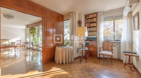 Foto 3 de Piso en venta en De Alonso Saavedra, Costillares,  Madrid Capital