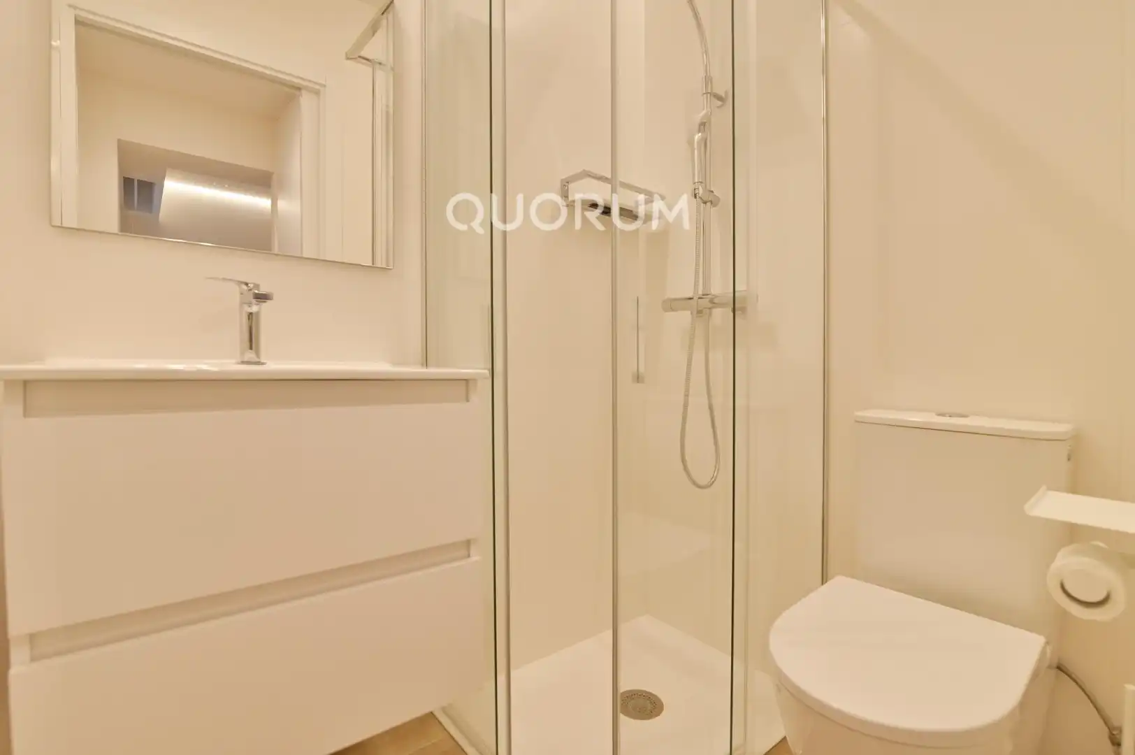 Baño de Piso en venta en Getxo  con Calefacción, Terraza y Trastero