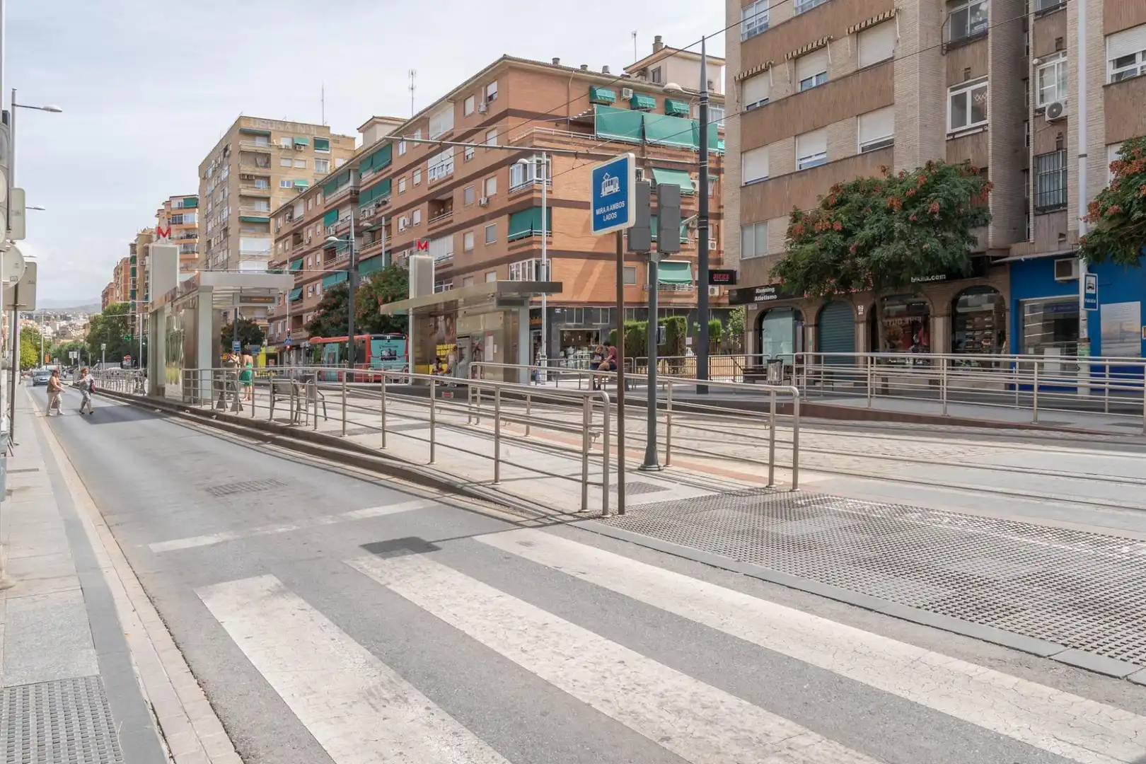 Vista exterior de Piso en venta en Granada con Aire acondicionado y Amueblado