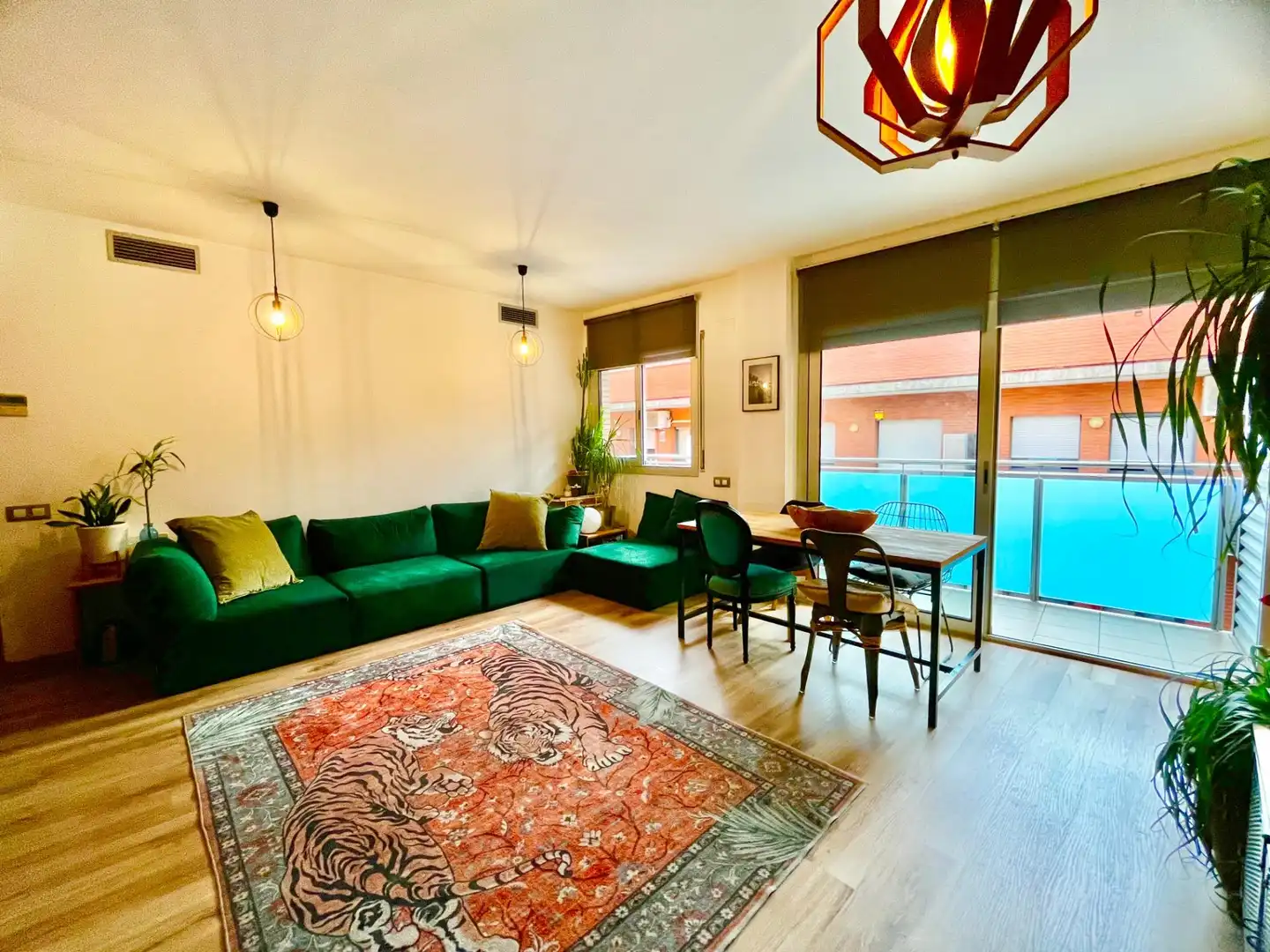 Sala d'estar de Dúplex en venda en Badalona amb Aire condicionat, Calefacció i Parquet