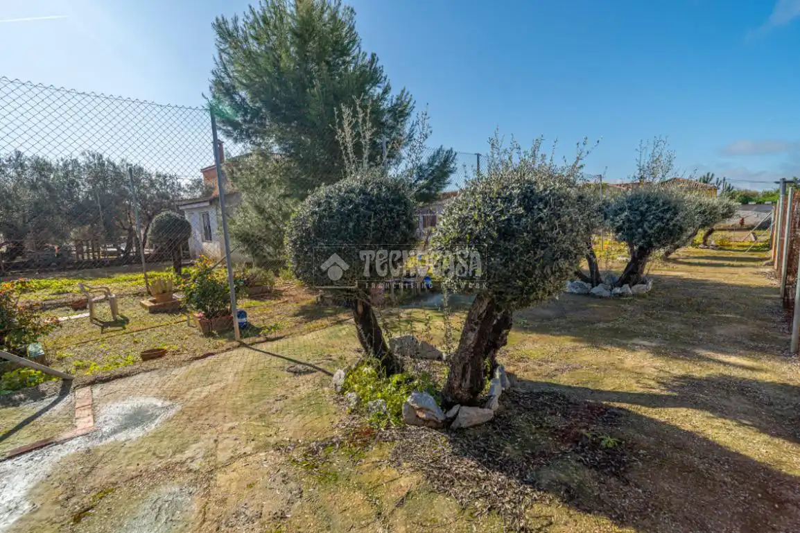 Jardí de Finca rústica en venda en Linares amb Aire condicionat, Terrassa i Traster