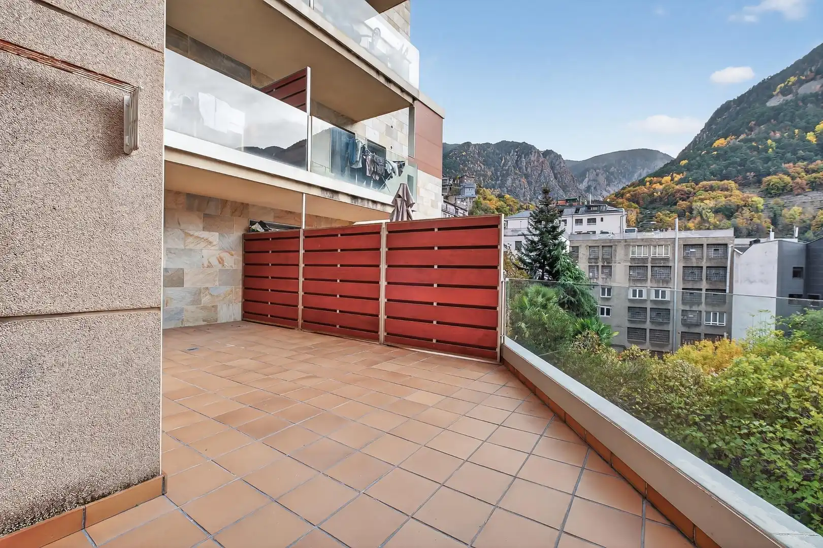 Apartment mit Aufzug zur Miete in Avinguda del Pessebre, 29