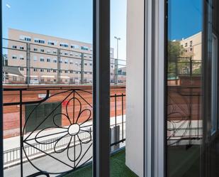 Terrassa de Apartament de lloguer en  Madrid Capital amb Aire condicionat, Calefacció i Moblat