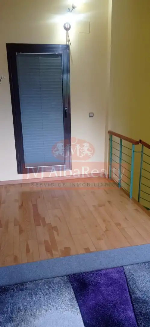 Casa adosada en venta en Albacete con Aire acondicionado, Calefacción y Jardín privado