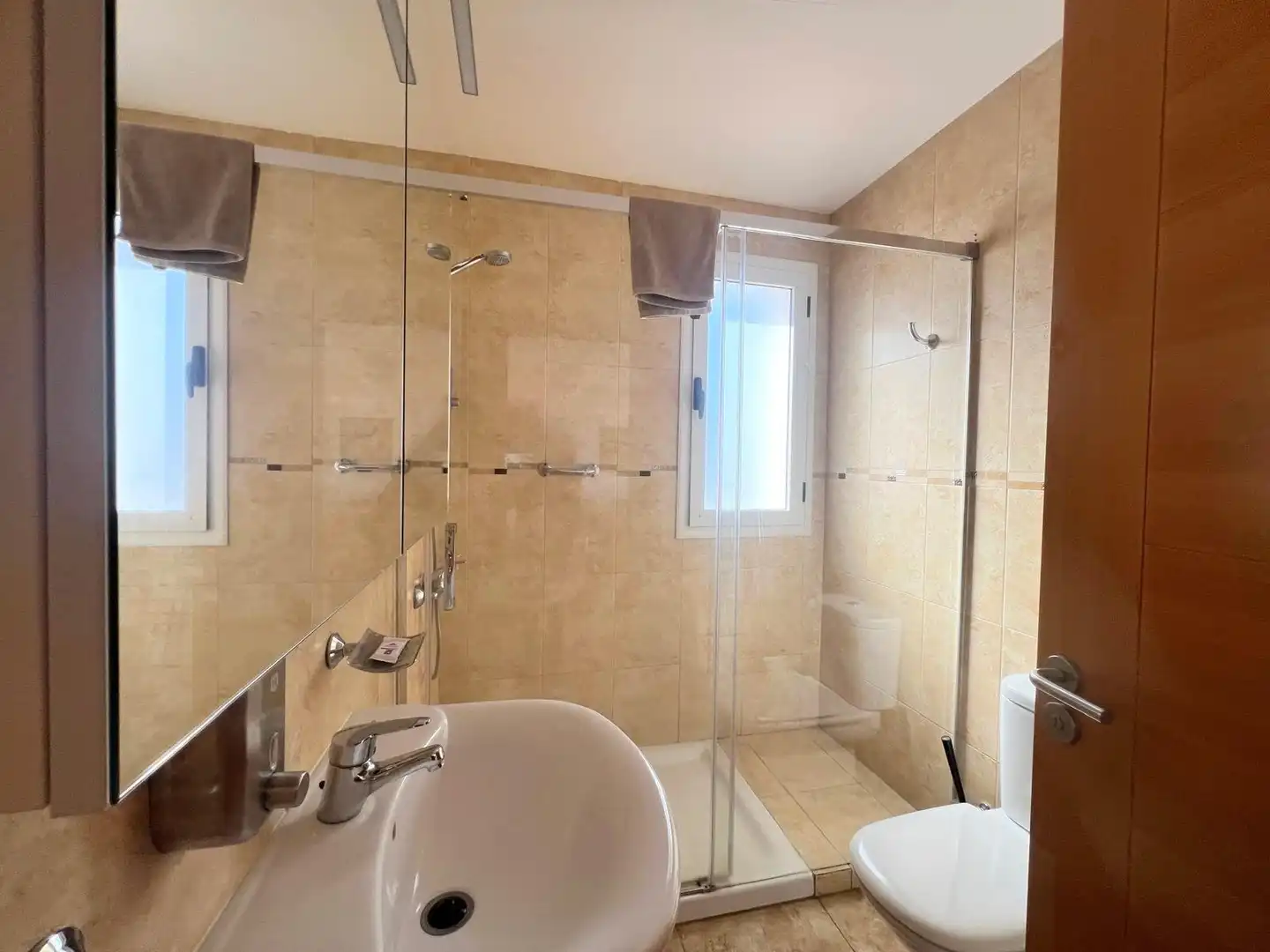 Baño de Apartamento en venta en Mogán con Aire acondicionado, Terraza y Amueblado