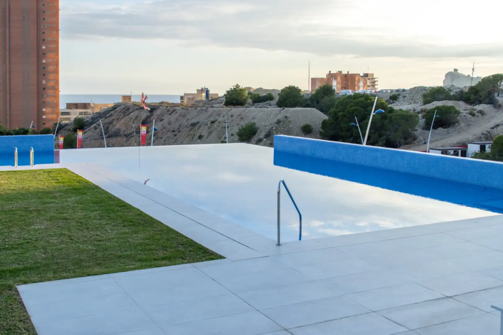 Appartement compact avec piscine à vendre à Playa de Poniente, imagen 3
