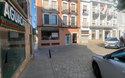 Vista exterior de Local de lloguer en Mérida amb Aire condicionat i Calefacció