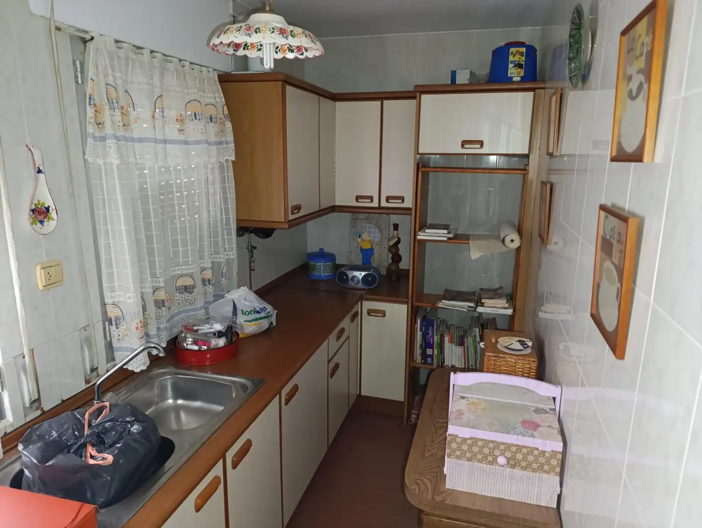 Cocina de Casa adosada en venta en Sariñena con Calefacción, Jardín privado y Terraza