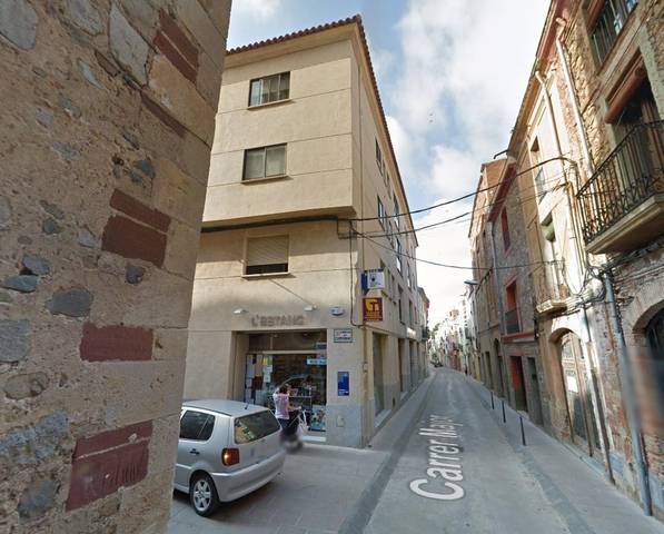 Local comercial en Venta en Montbrió del Camp