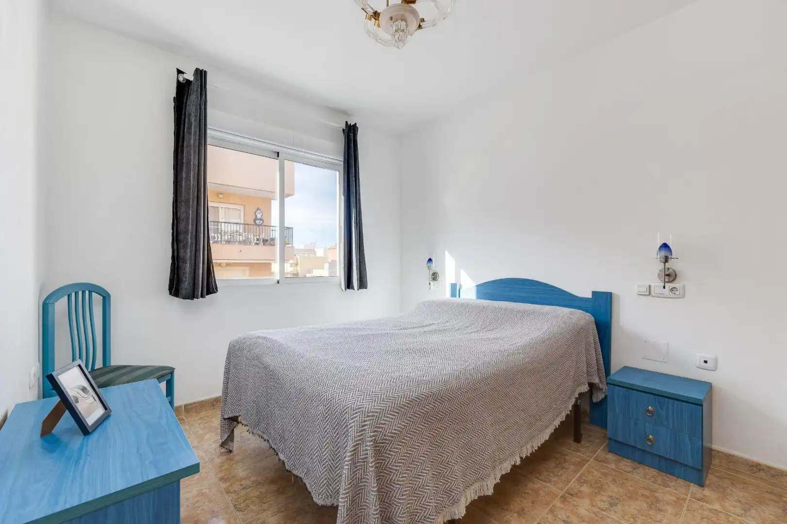 Apartamento con balcón en venta en Calle VALENCIA 8, imagen 6