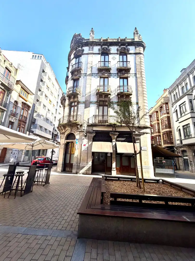 Vista exterior de Pis en venda en Gijón 