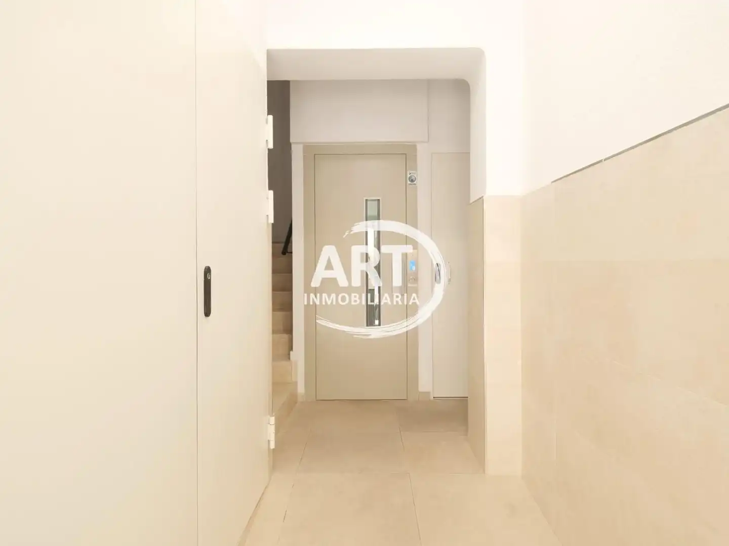 Piso en venta en Valencia con Aire acondicionado y Amueblado
