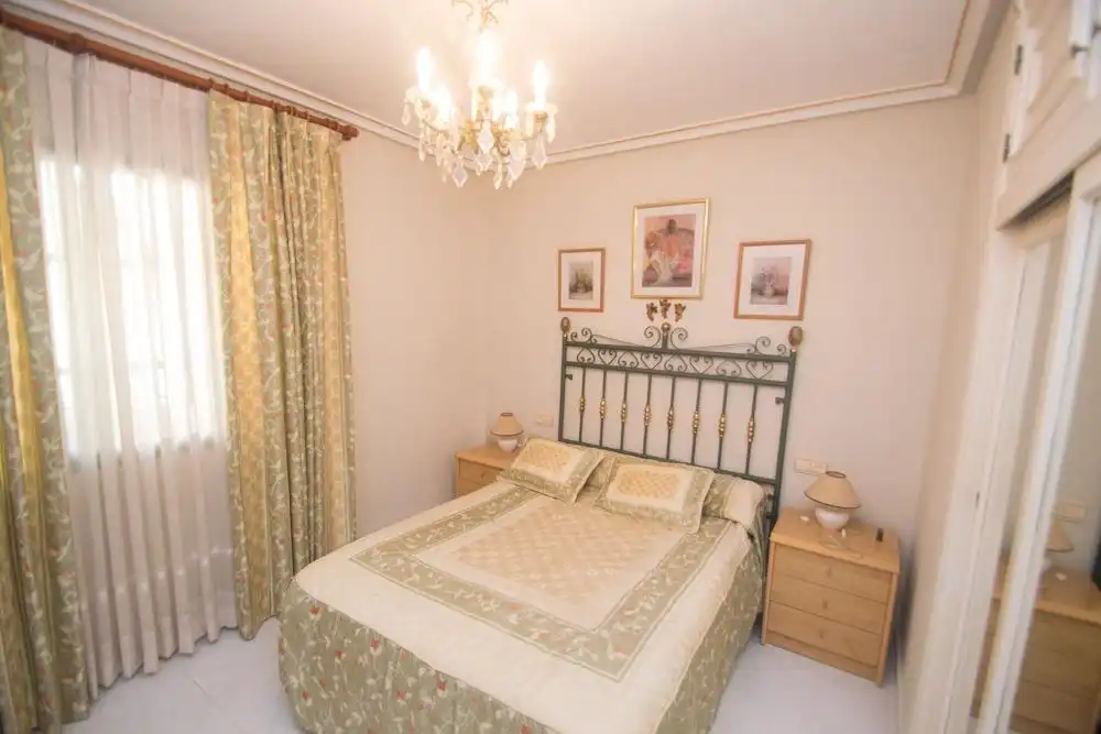 Habitación de Apartamento en venta en Torrevieja con Terraza