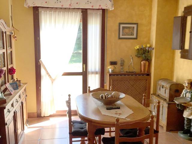 Casa-chalet en Venta en burgueta en Condado de Treviño