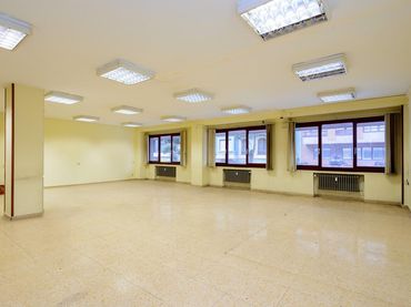 Pis amb ascensor en venda a CERVANTES