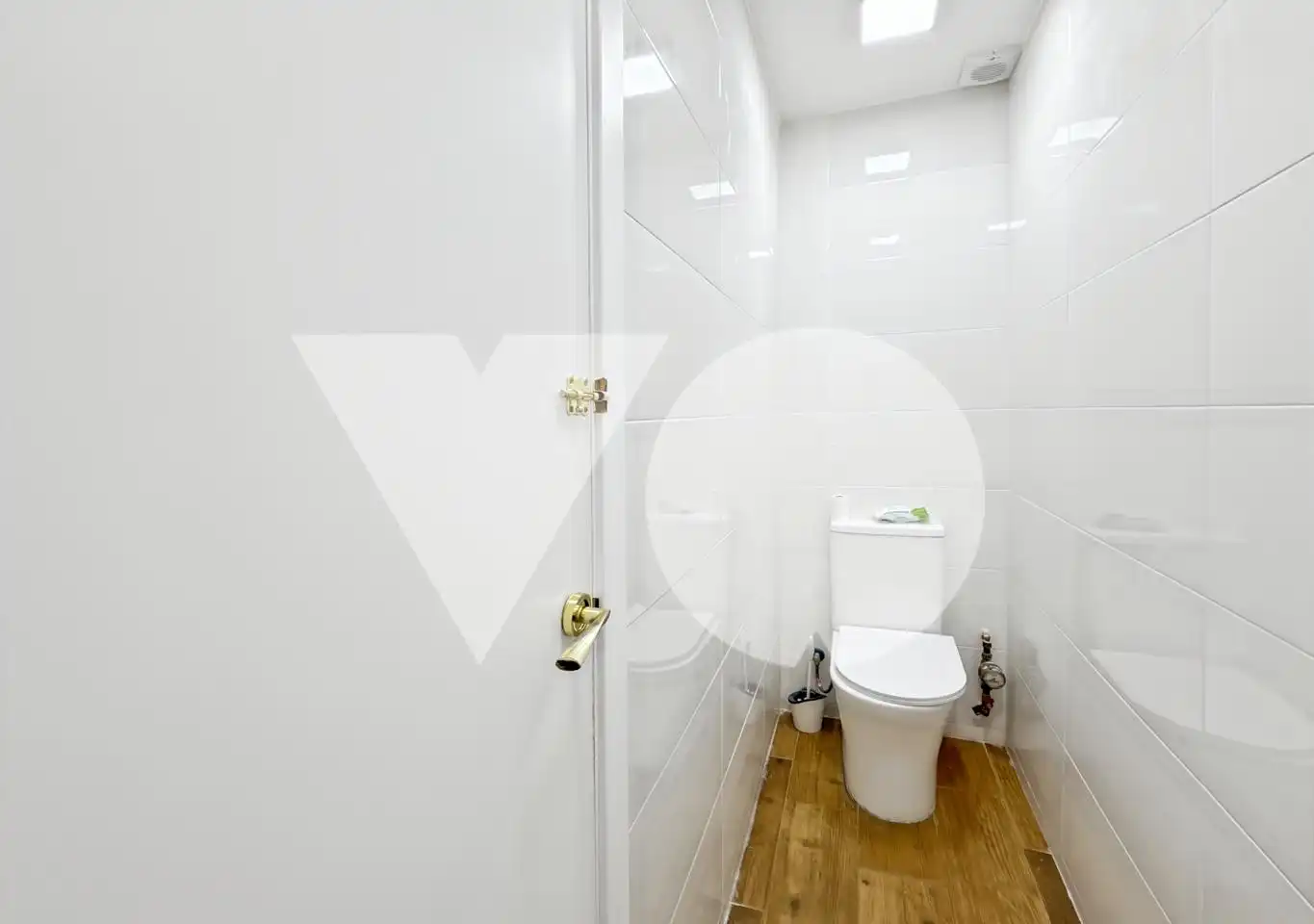 Baño de Local en venta en Madrid
