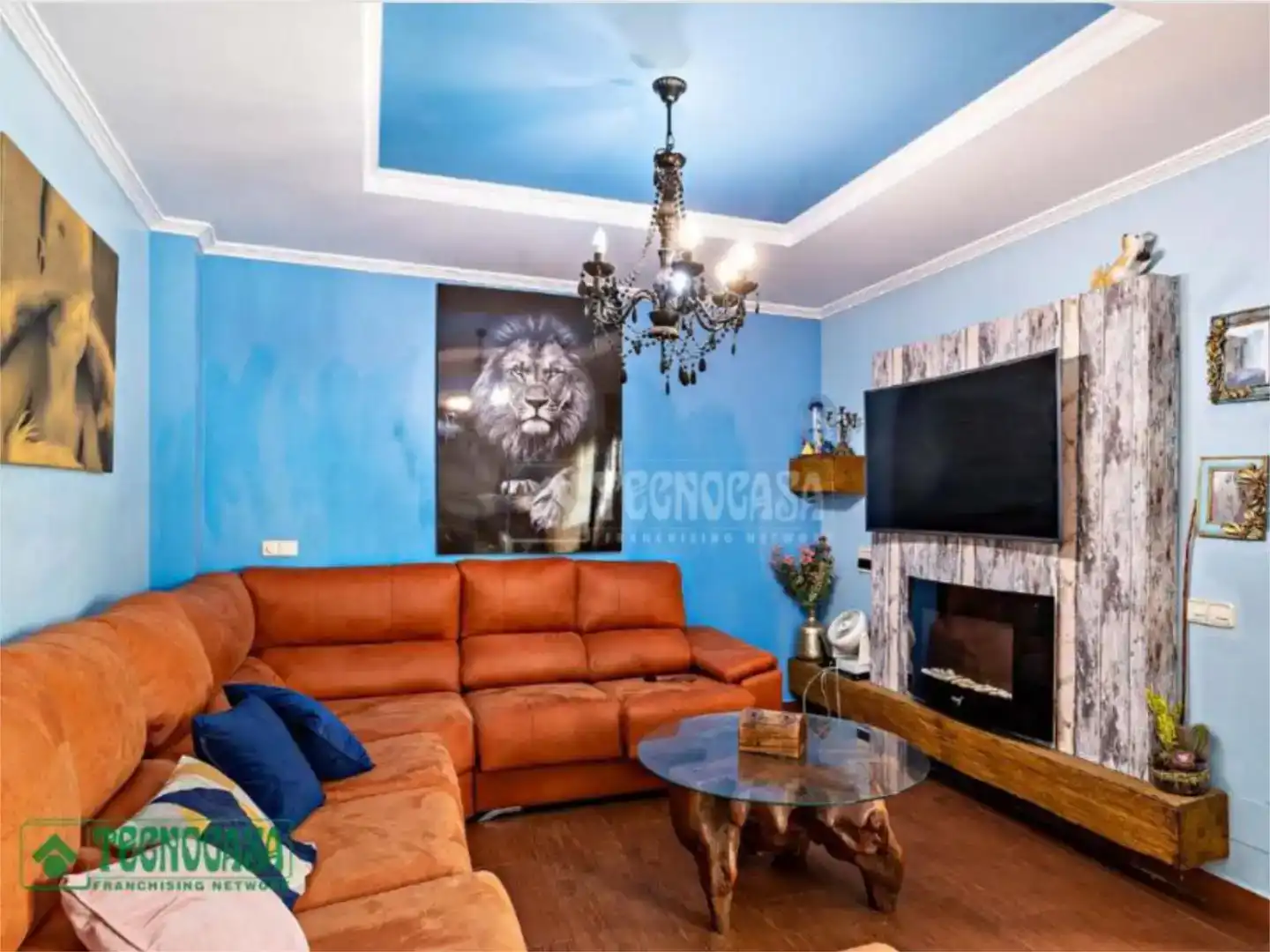 Sala d'estar de Dúplex en venda en Madrid