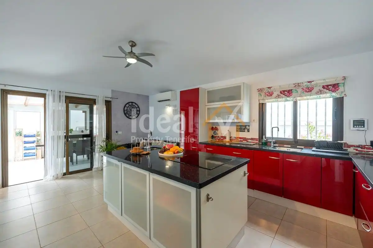 Detached house with pool for sale in Golf del Sur - Amarilla Golf, imagen 38