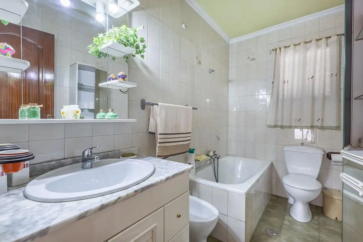 Casa adosada en venta en Calle LA REDONDA, 21, Pinos Puente