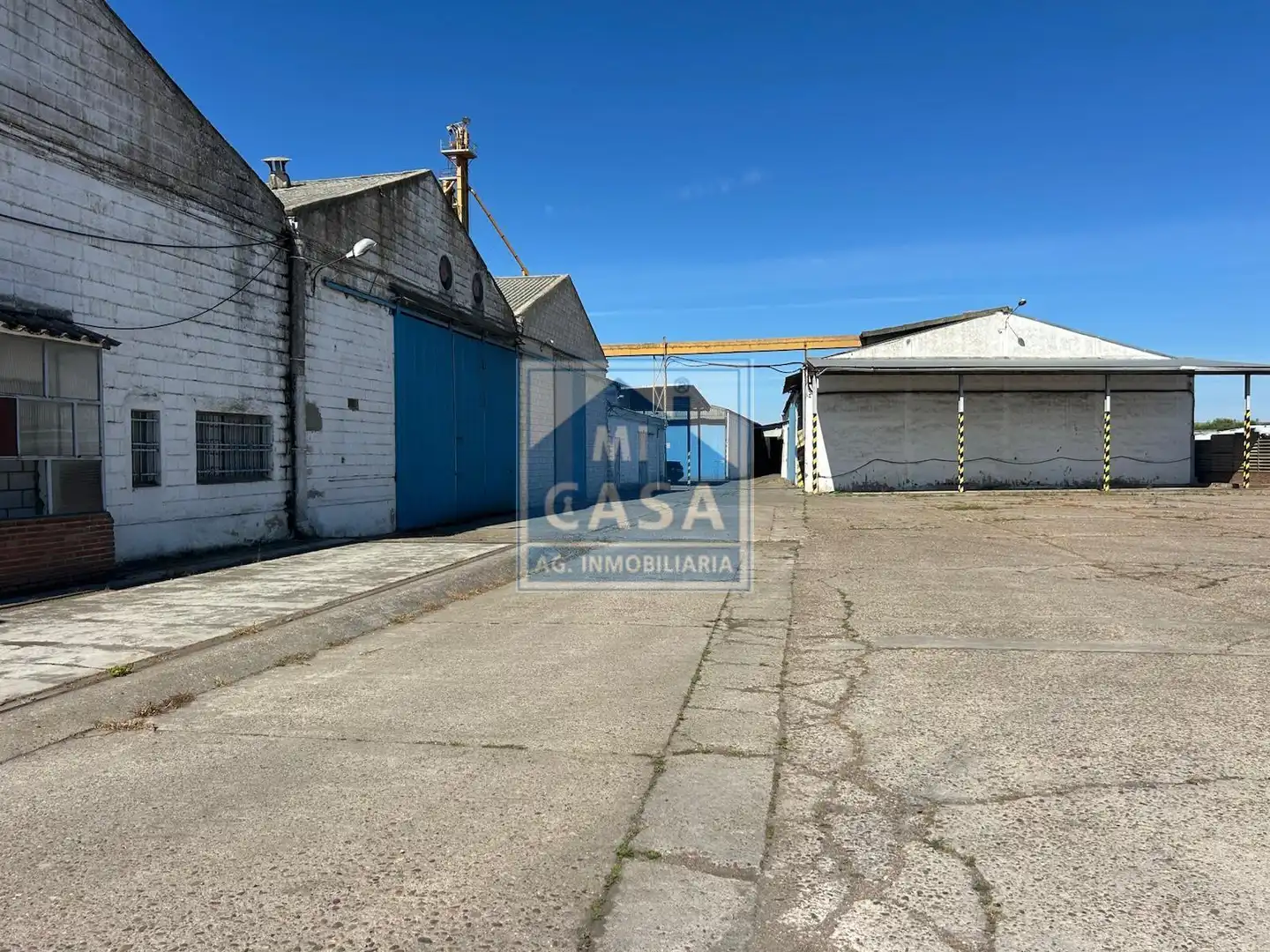 Vista exterior de Nave industrial en venta en Mérida