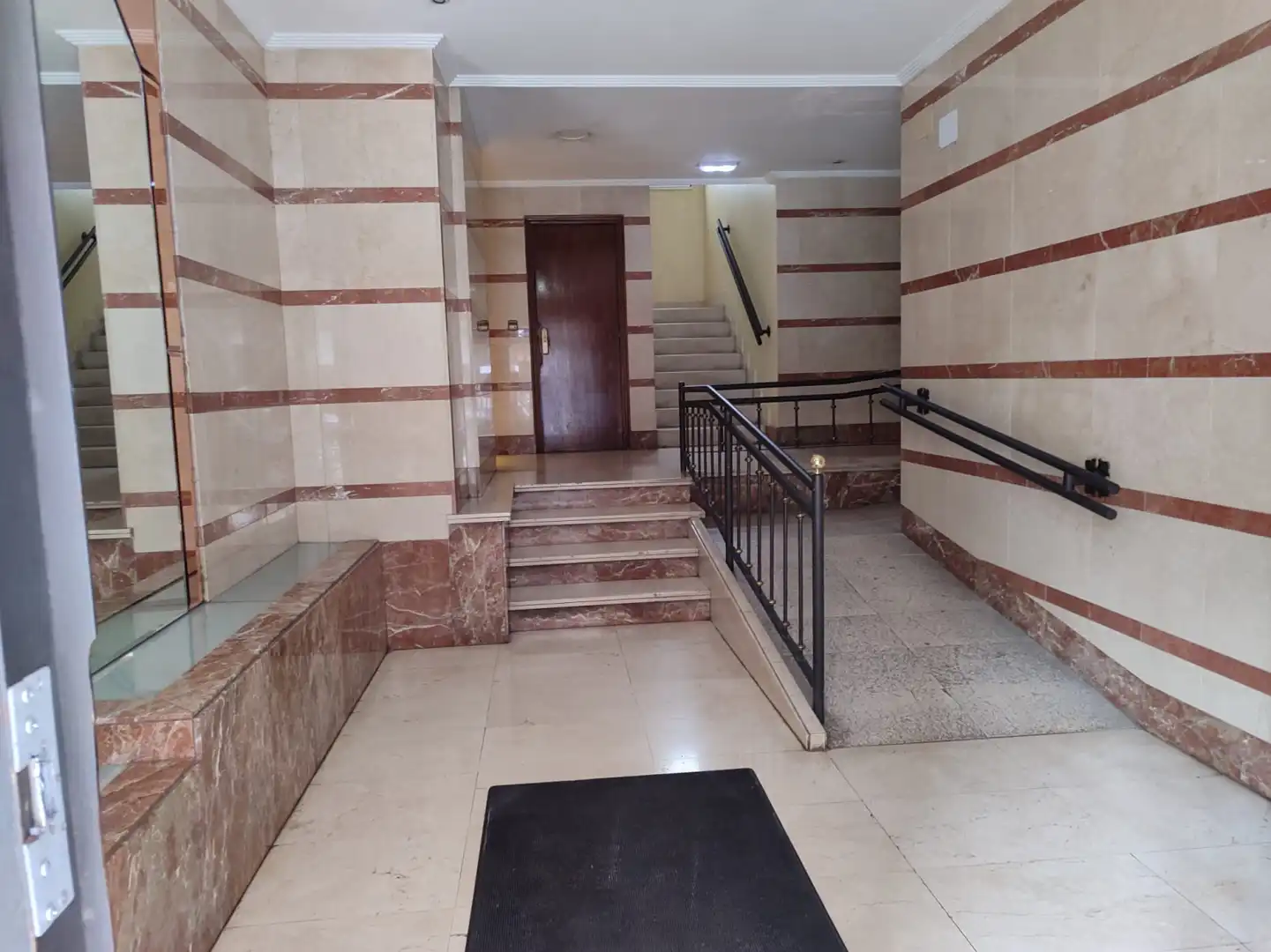 Flat for sale in Oviedo   with Heating