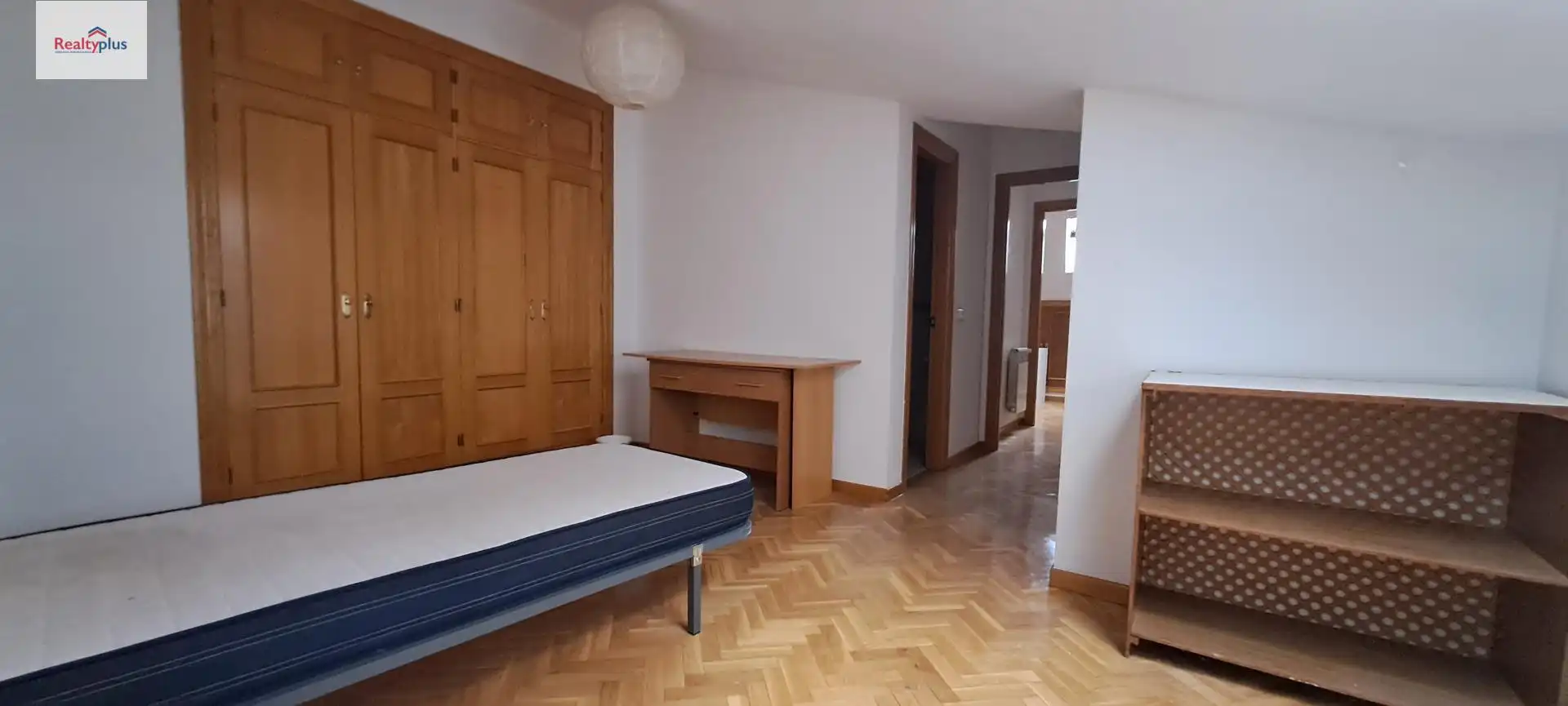 Habitación de Dúplex de alquiler en Segovia con Amueblado y Balcón