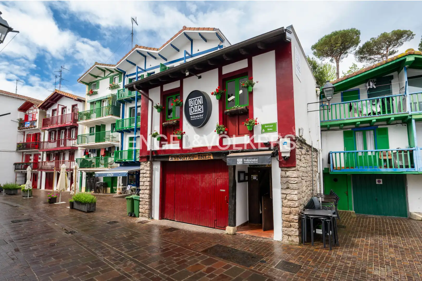Local comercial en venda a Santiago Kalea 47, imagen 2