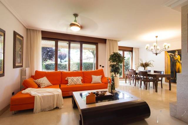 Casa-chalet en Venta en Avd de Madrid en Avda. Madrid