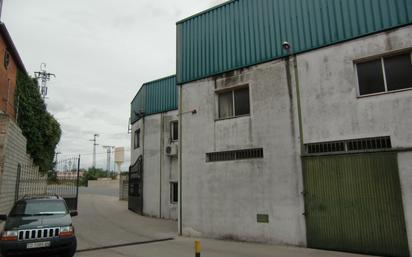 Exterior view of Industrial buildings for sale in Bujalance