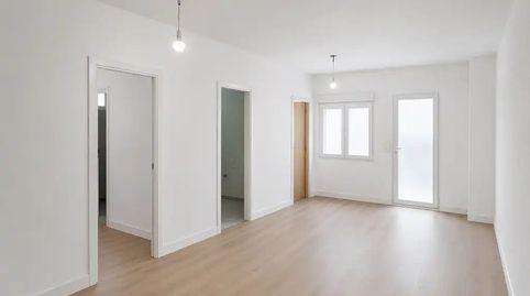 Foto 4 de Piso en venta en Calle Carlos Arniches, 3, Plaza de Toros - Avenida Chapí - Trinquete, Elda