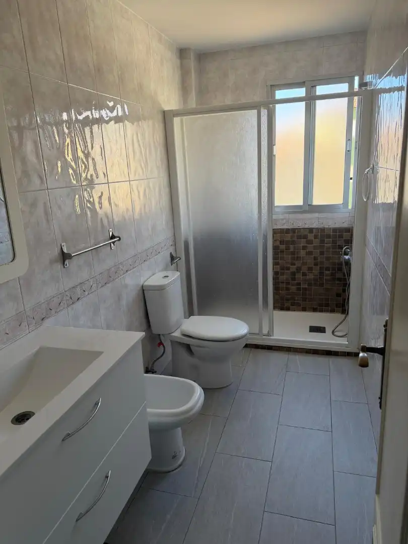 Piso con terraza en venta en Peligros, imagen 5